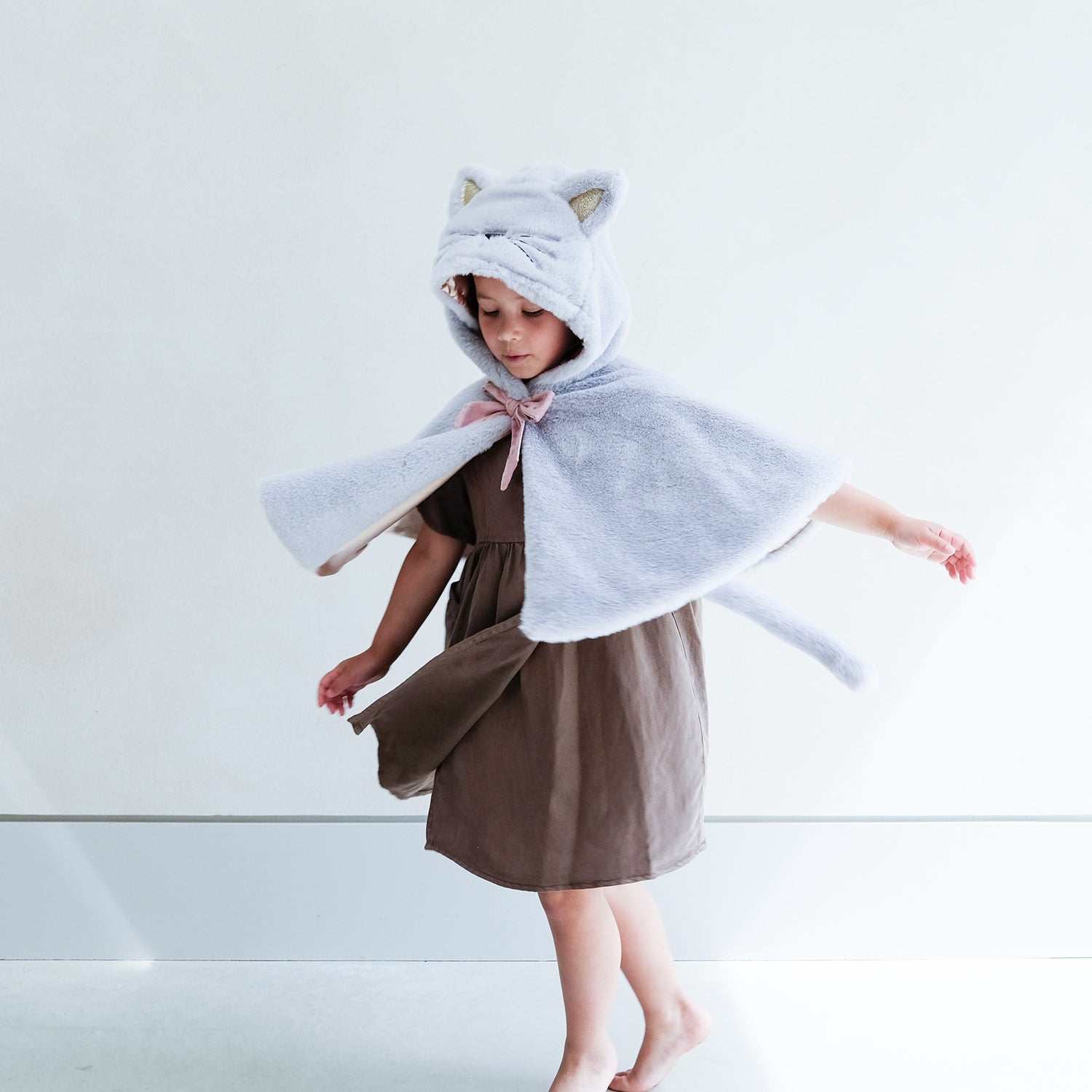 Kappe - Lysegrå kat