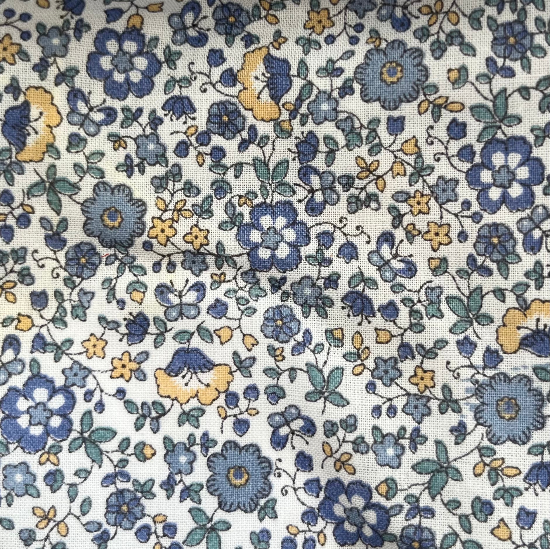 Dukkedragt - Blå og gule blomster