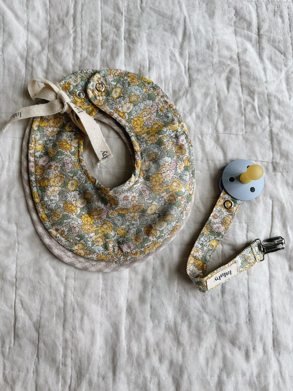 Pacifier clip - Sunkissed
