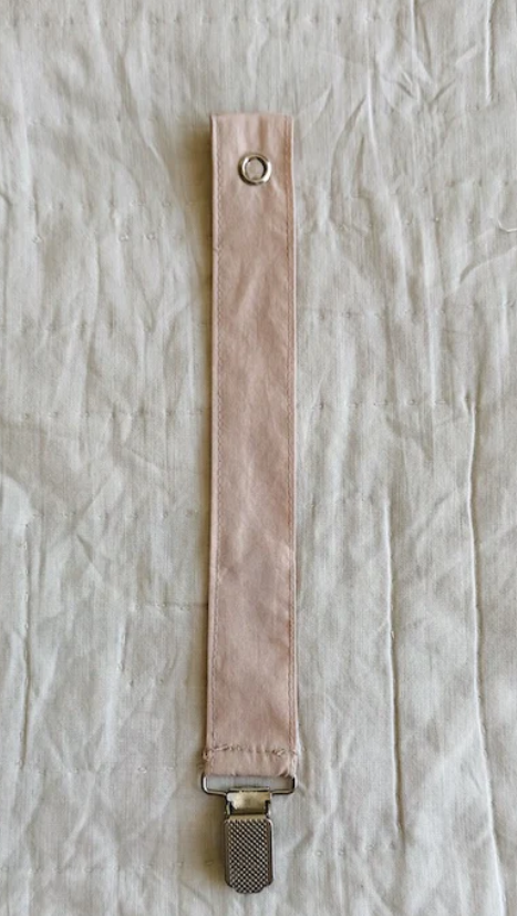 Pacifier clip - Blush