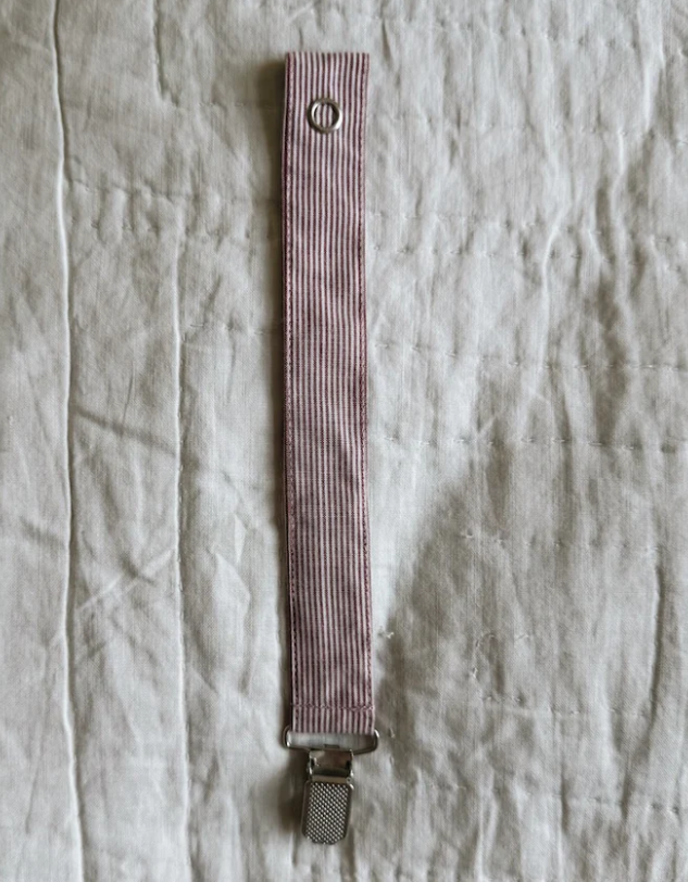 Pacifier clip - Berry stripe