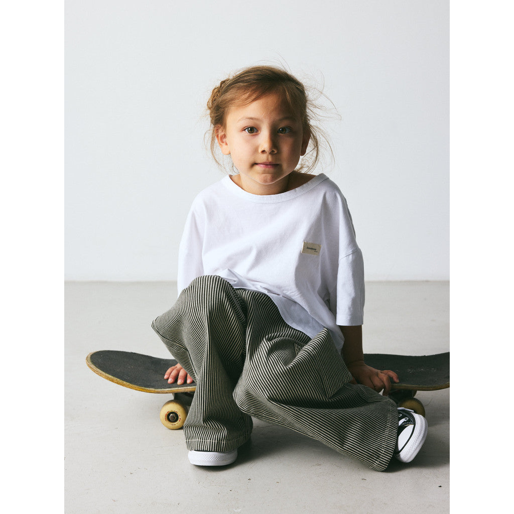T-shirt - hvid med logo